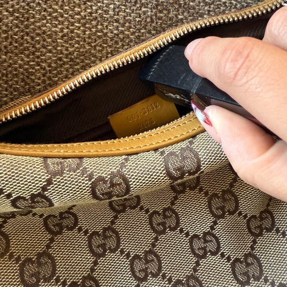 Rare Gucci GG Shoulder Bag - Picture 16 of 16